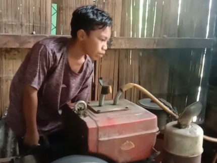 Aril Si Montir Cilik, Tetap Tegar Nafkahi Diri Sebab Ditinggal Orangtua