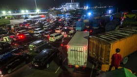 Pelabuhan Merak-Bakauheni Sudah Dibuka Lagi Usai Cuaca Buruk