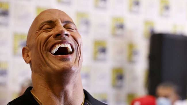 Survei: Dwayne Johnson Jadi Aktor Terfavorit Gen Z Berdasarkan survei Morning Consult, Dwayne Johnson menjadi aktor terfavorit Gen Z, mengalahkan Tom Holland dan Johnny Depp.