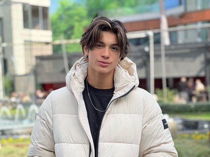 Terpopuler: Potret Eddy Anak Maudy Koesnaedi Jadi Model Catwalk