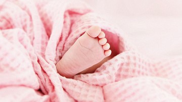 ANAK LAHIR HARI MINGGU MENURUT ASTROLOGI