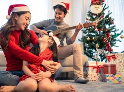 Deretan Lagu untuk Temani Dinner Natal