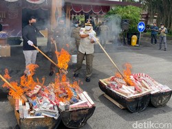 256.720 Batang Rokok Tanpa Cukai di Trenggalek Dimusnahkan