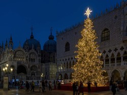 10 Lagu Natal Paling Populer Lengkap dengan Liriknya