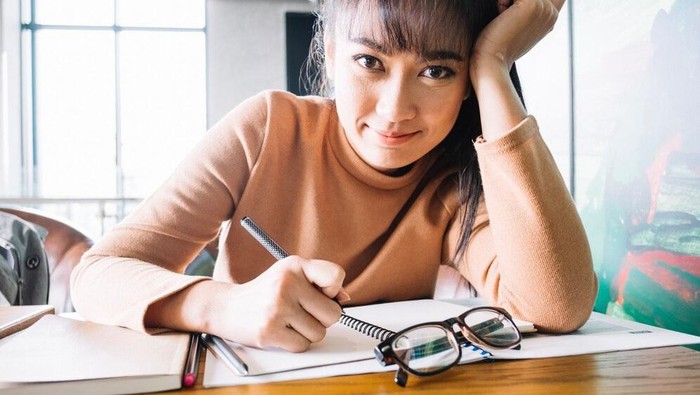 img-title 5 Langkah Refleksi Diri Akhir Tahun dengan Baik, untuk Jadi Modal Siap Hadapi Tahun yang Baru!
