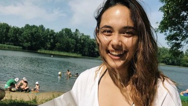 img-title Greta Irene Bahas Sikap Bucin Mendiang Laura Anna, Papa Gabor Terseret