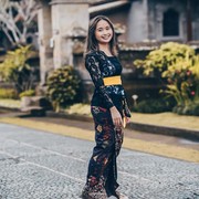 Outfit Kondangan ala Gritte Agatha yang Bisa Kamu Tiru