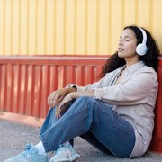 Tidak Hanya Easy Listening, 10 Lagu Ini Miliki Makna Seputar Pemberdayaan Perempuan! Bikin Kamu Percaya Diri