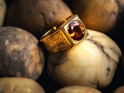 Dipakai Rasulullah SAW di Kelingking Kanan, Bagaimana Hukum Cincin dalam Islam?