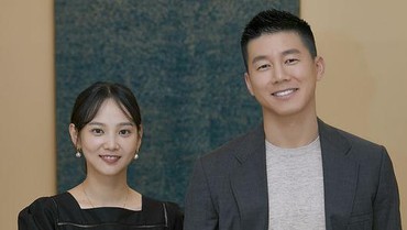 Kim Moo Yul & Yoon Seung Ah Siap Sambut Anak Pertama Usai 7 Tahun Menikah