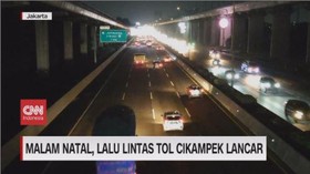 VIDEO: Malam Natal, Lalu Lintas Tol Cikampek Lancar