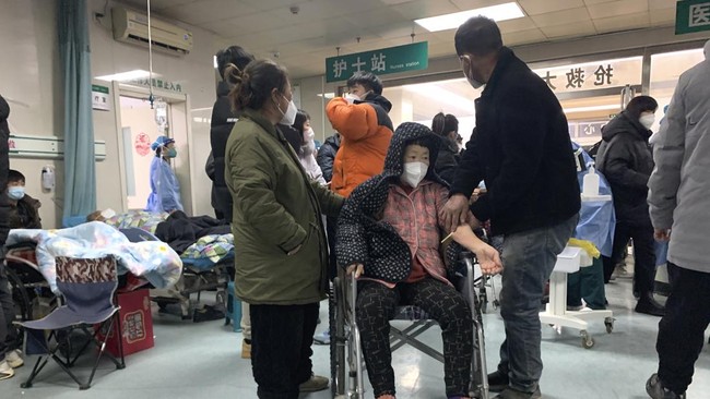 Provinsi Zhejiang, China, tengah berjuang melawan sekitar satu juta infeksi Covid-19 setiap hari. Jumlah ini disebut akan berlipat ganda di masa mendatang.