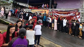 FOTO: Damai Natal di Penjuru Daerah