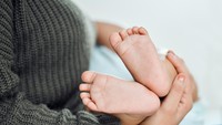 7 Pertolongan Pertama Anak Kejang di Rumah, Perhatikan Hal yang Dilarang Dilakukan
