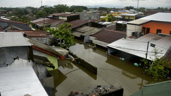 Banjir yang melanda Kota Makassar, Sulawesi Selatan, selama sepekan terakhir membuat 3.189 rumah warga di empat kecamatan terdampak.