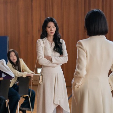 Bestie di Kehidupan Nyata, Lim Ji Yeon Bongkar Kedekatan dengan Song Hye Kyo