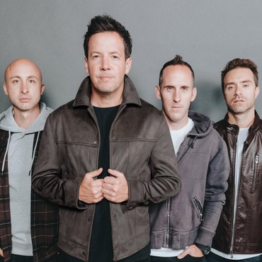 Simple Plan Konser ke Indonesia, $1 dari Penjualan Tiket Didonasikan