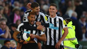 Hasil Liga Inggris: Sikat Leicester, Newcastle Gusur Man City