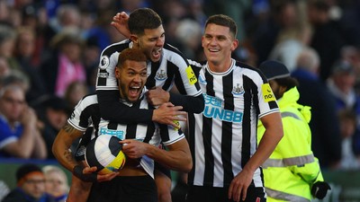 img-title Hasil Liga Inggris: Sikat Leicester, Newcastle Gusur Man City