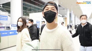 img-title Benarkah Katy Louise Saunders Pacar Bule Song Joong Ki Sudah Punya Anak?