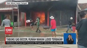 VIDEO: Tabung Gas Bocor, Rumah Makan Ludes Terbakar