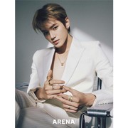 Simak Gaya Mewah Taeyong NCT di Pemotretan untuk Arena Homme Plus Korea