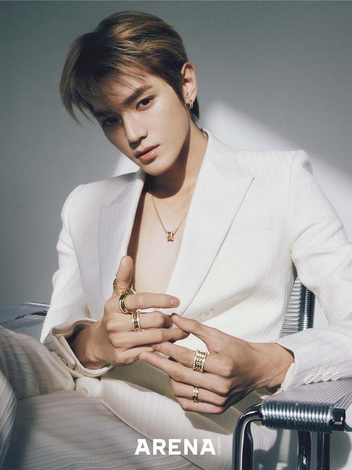 Baru-baru ini, majalah Arena Homme Plus Korea membagikan potret Taeyong 'NCT' yang akan menghiasi cover utama majalah tersebut untuk edisi Januari 2023 mendatang./ Foto: instagram.com/arenakorea