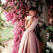 Tanpa Diet Menyiksa, Ternyata Seperti Ini Rahasia di Balik Tubuh Langsing Audrey Hepburn