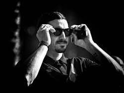 Ucapan Natal Unik Ibrahimovic: Merry ChristmaZ