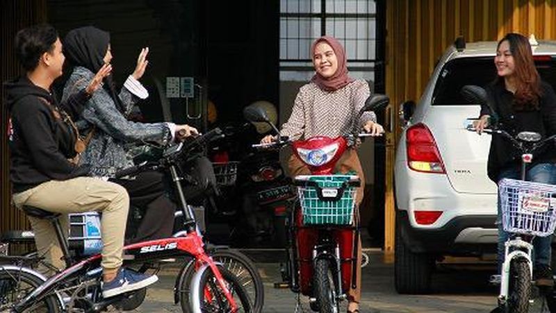 Pada 3 September 2022, pemerintah resmi menaikkan harga bahan bakar minyak (BBM).