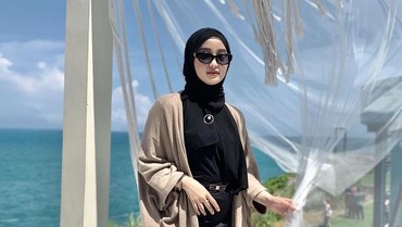 img-title 7 Potret Eveline Ovilia Aspri Baru Raffi Ahmad Eks Ajudan Ridwan Kamil