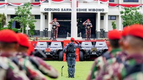 Kapolri Dapat Baret Merah Kopassus: Kebanggaan Luar Biasa