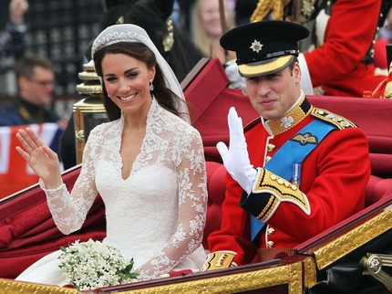The Crown Season 6: Benarkah Ibunda Kate Middleton Merancang Pertemuan Kate & William?