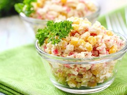 Resep Salad Jagung Manis Surimi, Segar Manis untuk Menu BBQ