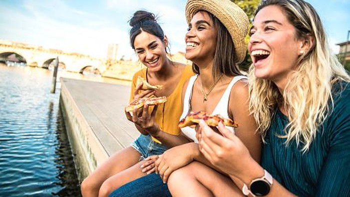 Ups! Makanan Ini yang Harus Kamu Hindari Selama Liburan, Ini Kata Dokter!/ Foto: unsplash.com/ Kar-Tr