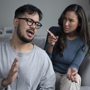 7 Bahasa Tubuh Orang Berbohong ke Kamu Menurut Ahli, Coba Perhatikan saat Dia Ngomong
