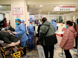 Saat Warga China Hidup Berdampingan dengan Badai COVID-19
