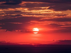 4 Kafe dengan View Sunset Terindah di Bandung, Anak Senja Wajib Tahu!