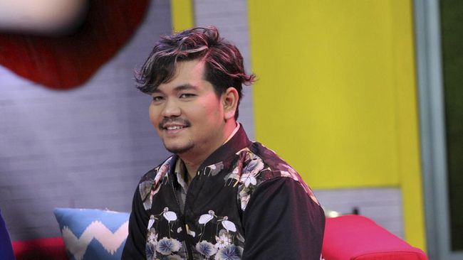 Indra Bekti mengaku berniat pindah ke Australia bahkan sudah melamar pekerjaan di sana.