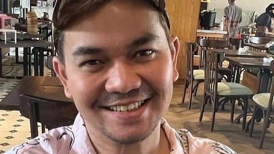 Indra Bekti Indra Bekti