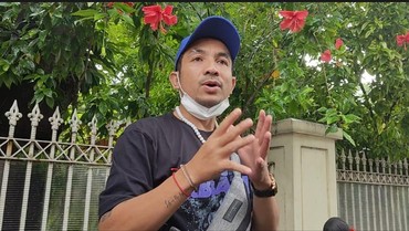 img-title Jelaskan Penggalangan Dana untuk Indra Bekti, Biaya Rumah Sakit Hampir Rp 1 M