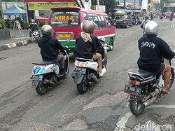 Waspada! Sejumlah Ruas Jalan di Bandung Berlubang