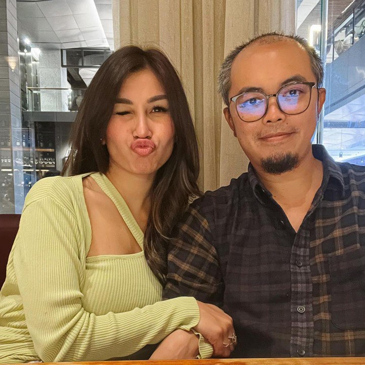 <p>Melansir berbagai sumber, suami Nisya ini disebut humoris. Meski kerap berguyon, ternyata Andika merupakan sosok yang dewasa. Bahkan, ibunda Raffi Ahmad juga menyebut ia sebagai sosok menantu paling dewasa dan selalu peka dalam beragam situasi. (Foto: Instagram @nissyaa)<br /><br /></p>
