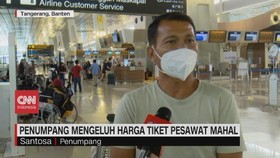 VIDEO: Penumpang Mengeluh Harga Tiket Pesawat Mahal
