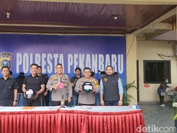 Pukul Pemotor, 12 Remaja Terlibat Geng Motor di Pekanbaru Ditangkap