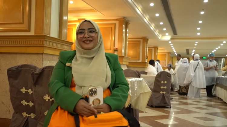 Risma pengusaha katering di Arab Risma pengusaha katering di Arab