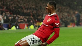 FOTO: Pisah dari Ronaldo, MU Raih Tiga Poin