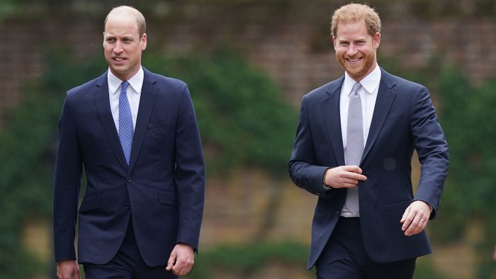 Sosok Pangeran William dan Pangeran Harry menjadi cucu Ratu Elizabeth II yang paling dikenal publik. William akan jadi penerus takhta Raja Charles III, sedangkan Harry memilih mundur sebagai anggota kerajaan. / Foto: Getty Images/WPA Pool