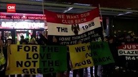 VIDEO: Suporter MU Kembali Desak Glazer Jual Klub