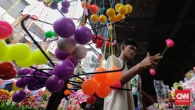 Kenapa sih Main Lato-lato Bikin Nagih?